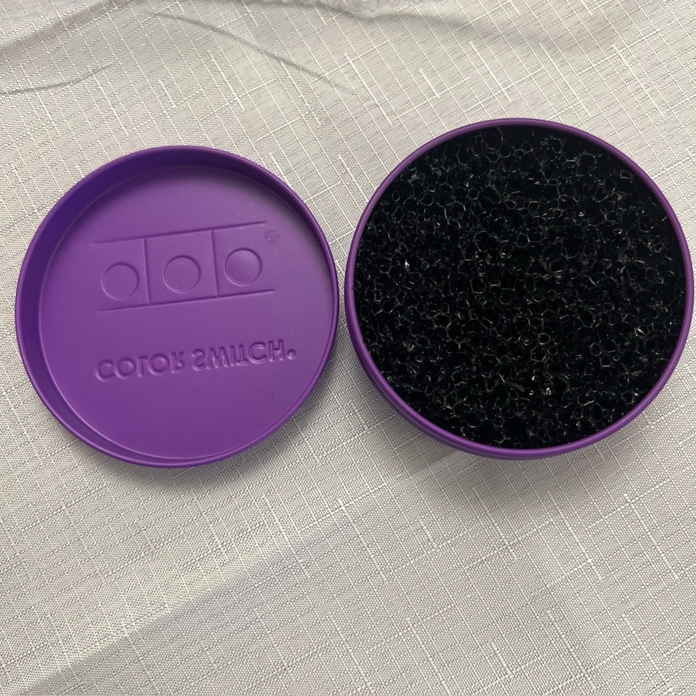Vera Mona Color Switch Solo Instant Makeup Brush Cleaner - Picture 3 of 3